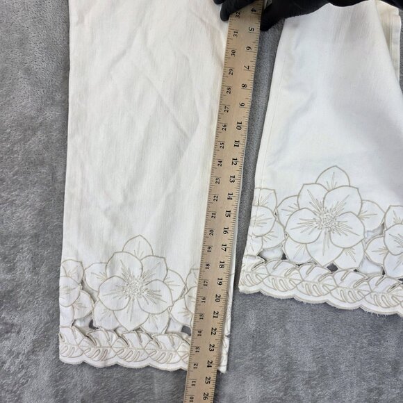 Pilcro Anthropologie Jeans Womens 30 Embroidered Floral Scallop Hem Cropped - Picture 5 of 13